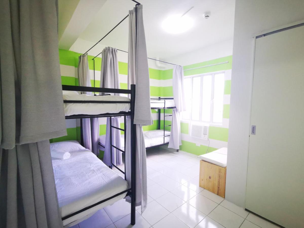 Innspired Hostel Ph In Makati, Metro Manila Makati City Exterior foto
